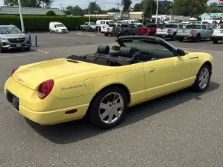Ford Thunderbird 2002 Deluxe Descapotable de 2 puertas