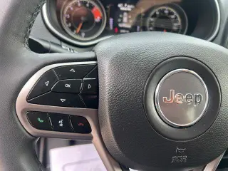 Jeep Cherokee 2021 4x4 Latitude Lux SUV 4p