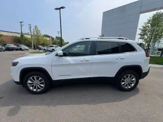 Jeep Cherokee 2021 4x4 Latitude Lux SUV 4p