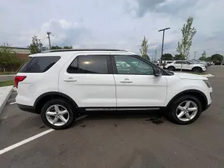 Ford Explorer 2016 AWD XLT SUV de 4 puertas