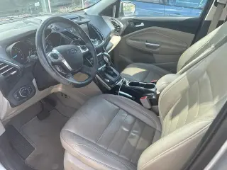 Ford Escape 2016 Titanium 4p SUV