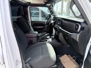 Jeep Wrangler Unlimited 2020 4x4 Willys Sport SUV de 4 puertas