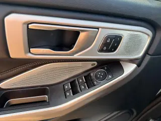 Ford Explorer 2023 AWD Limited SUV de 4 puertas