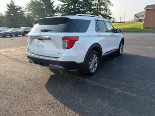 Ford Explorer 2023 AWD Limited SUV de 4 puertas