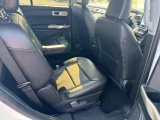 Ford Explorer 2023 AWD Limited SUV de 4 puertas