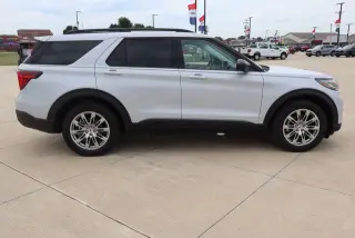 Ford Explorer 2026 AWD Active SUV de 4 puertas