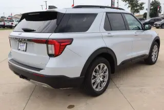Ford Explorer 2026 AWD Active SUV de 4 puertas