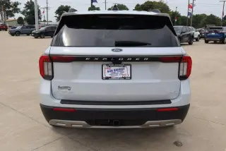 Ford Explorer 2026 AWD Active SUV de 4 puertas