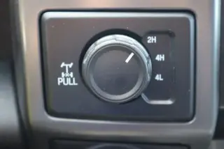 Ford F-150 2020 4x4 XLT 4 puertas SuperCrew 5.5 pies SB