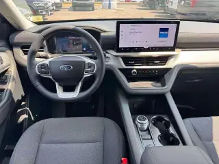 Ford Explorer 2026 AWD Active 4dr SUV