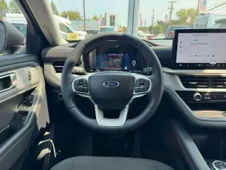 Ford Explorer 2026 AWD Active 4dr SUV