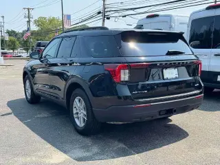 Ford Explorer 2026 AWD Active 4dr SUV
