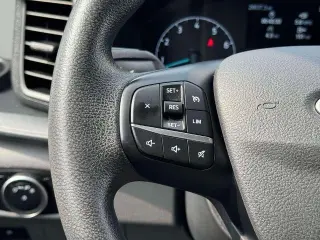 Ford Transit 2024 Furgón de Carga 250 de 3 puertas, batalla larga (LWB), techo alto y carrocería extendida
