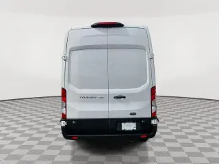 Ford Transit 2024 Furgón de Carga 250 de 3 puertas, batalla larga (LWB), techo alto y carrocería extendida