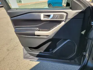 Ford Explorer 2022 AWD XLT SUV 4 puertas