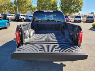 Ford F-150 2025 4x2 XLT 4p SuperCrew 5.5 ft. SB
