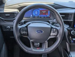 Ford Explorer 2022 AWD ST SUV de 4 puertas