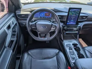 Ford Explorer 2022 AWD ST SUV de 4 puertas