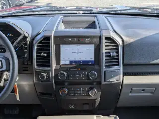 Ford F-150 2020 4x4 XLT 4p SuperCrew 5.5 ft. SB