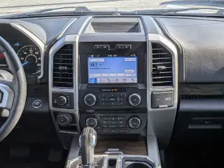Ford F-150 2018 4x4 Lariat 4p SuperCrew 5.5 ft. SB