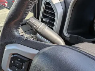 Ford F-150 2018 4x4 Lariat 4p SuperCrew 5.5 ft. SB