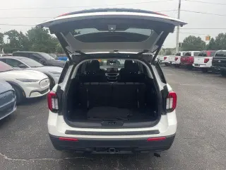 Ford Explorer 2025 AWD Active SUV de 4 puertas