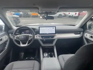 Ford Explorer 2025 AWD Active SUV de 4 puertas