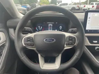 Ford Explorer 2025 AWD Active SUV de 4 puertas