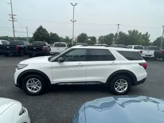 Ford Explorer 2025 AWD Active SUV de 4 puertas