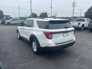 Ford Explorer 2025 AWD Active SUV de 4 puertas