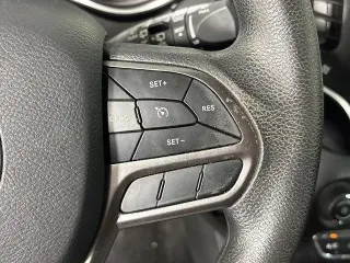Jeep Cherokee 2021 Latitude SUV de 4 puertas