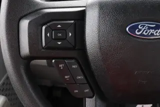 Ford E-Series 2024 E-350 SD 2 puertas 138 pulg. WB SRW Chasis Cutaway