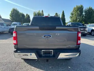 Ford F-150 2022 4x4 XL 4p SuperCrew 5.5 ft. SB