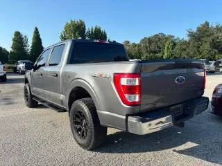 Ford F-150 2022 4x4 XL 4p SuperCrew 5.5 ft. SB