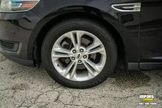 Ford Taurus 2018 SE 4 puertas Sedán