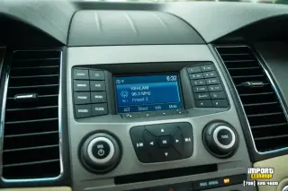 Ford Taurus 2018 SE 4 puertas Sedán