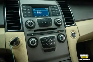 Ford Taurus 2018 SE 4 puertas Sedán