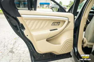 Ford Taurus 2018 SE 4 puertas Sedán
