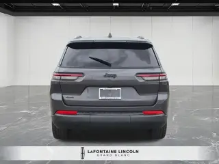 Jeep Grand Cherokee L 2024 4x4 Laredo 4puertas SUV