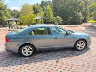 Ford Fusion 2012