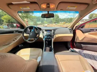 Hyundai Sonata 2013
