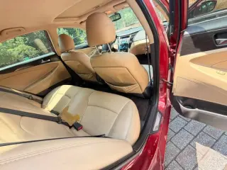 Hyundai Sonata 2013