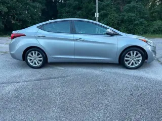 Hyundai Elantra 2015