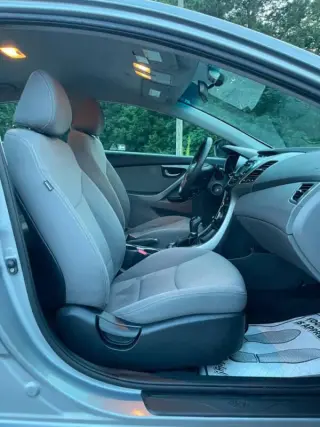 Hyundai Elantra 2015