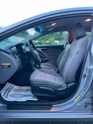 Hyundai Elantra 2015