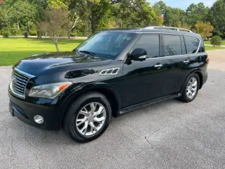 Infiniti QX56 2011