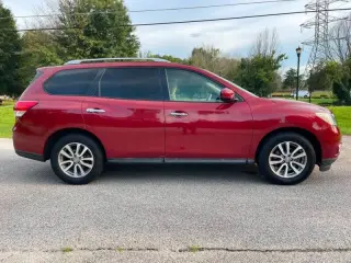 Nissan Pathfinder 2015