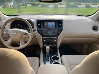 Nissan Pathfinder 2015