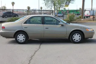 Toyota Camry 1999