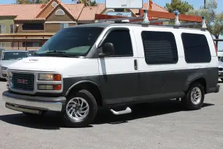 GMC Savana 2000